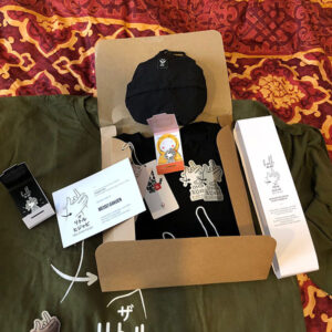Paket Merchandise Lengkap